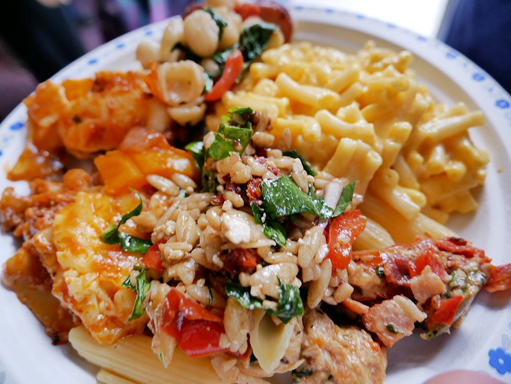 StarFishMedical's tweet photo. The Great Pasta Cook Off helped us raise $1,102 last week in the VIATEC Challenge. Jess Hickman's sausage and spinach dish won first place. Our 2 week total is $5,810 for the Mustard Seed.
#MustardSeedVic #VIATEChallenge #YYJ #VIATEC https://t.co/8GpFdFI0cd