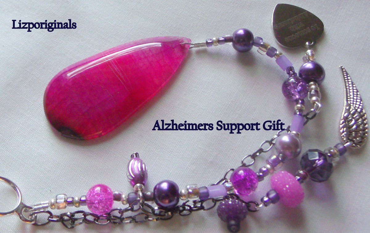 elkescreations's tweet photo. Pink gem stone ornament - Alzheimer's support gift - nursing home decor - for the cure - window sun catcher - agate teardrop - Awareness
#gemstonejewelry #agate #alzheimer #SupportGift
https://t.co/nVpqaHeTFs https://t.co/kWkj920h46