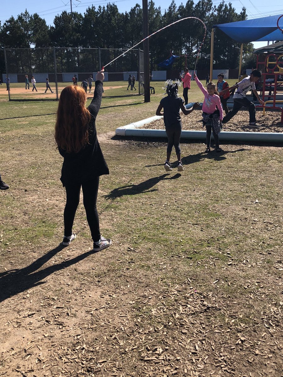 ClassGibbs's tweet photo. Teaching our 3rd graders how to “jump” it old school! 😎 #rrechats #thankspto https://t.co/ldO1FYmTsQ