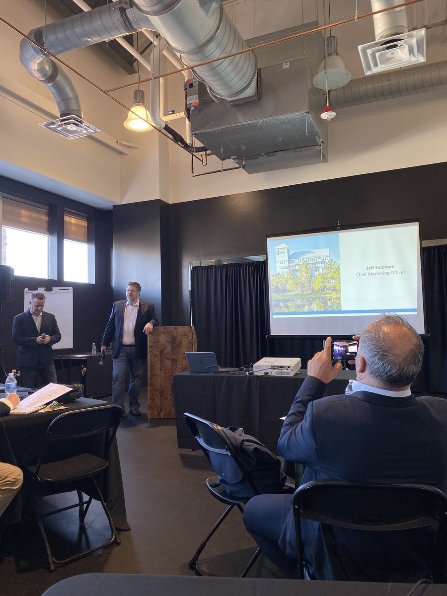 Karina Alvarado tweet media