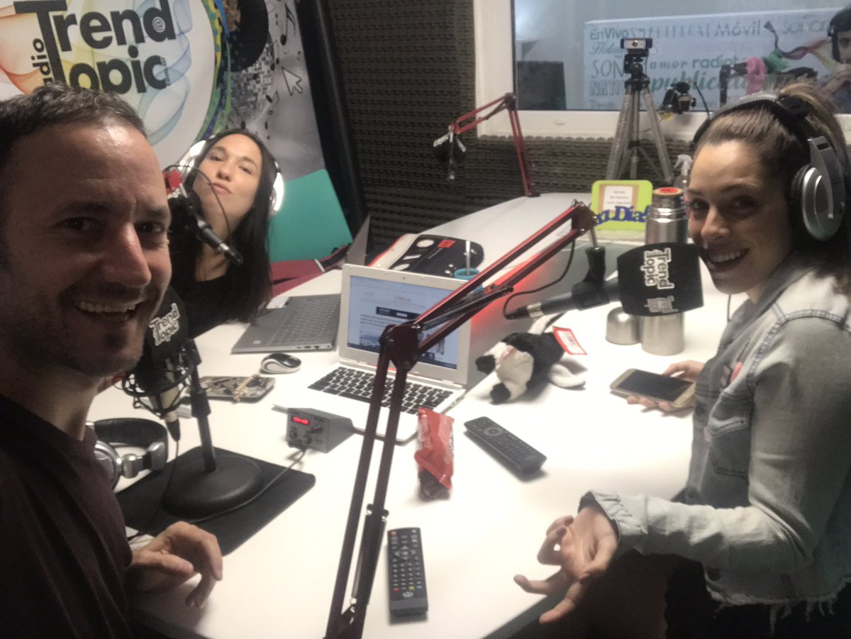 nomeimportafm's tweet photo. Hasta las 20 no nos tomamos feriado en @nomeimportafm y hacemos un recontra programón en @RadioTrendTopic con @egodoyvallejos, @marianaperuzzo7 y @melinardguez https://t.co/6wUonlkhGT