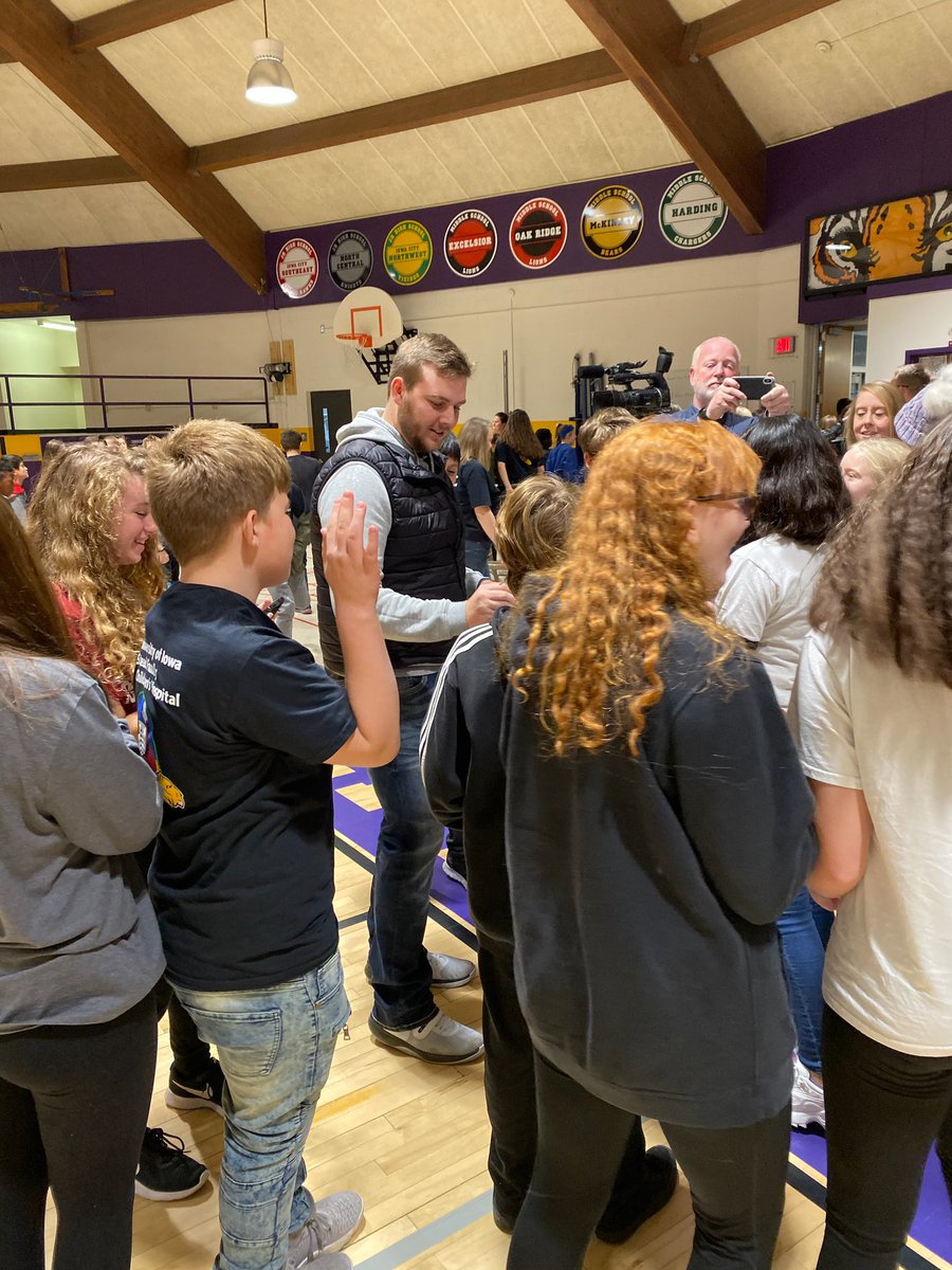 CarsonKing2's tweet photo. It was amazing speaking at Taft Middle School and Roosevelt Middle School in Cedar Rapids! I’m honestly humbled to share what I’ve learned along my journey with everyone. #KindnessIsKing https://t.co/8tzmGJF5Cw