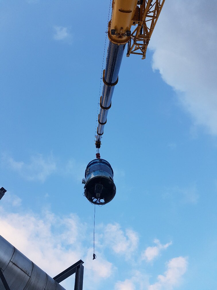 lbannerelec's tweet photo. Relocating machines for Graham &amp; Brown. Big thanks to B&amp;W Machinery Ltd for working with us on this project.  #electricalcontractors  #machinemove https://t.co/BcRNT9zfHM