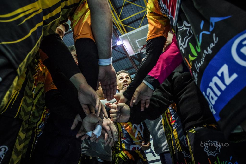 BmXimenez's tweet photo. Esta imagen lo representa todo en nuestro equipo y es el trabajo, compromiso, amistad y ganas de pasarlo bien en el Deporte que amas.
#nosgustaelbalonmano https://t.co/EYEGbSyARh