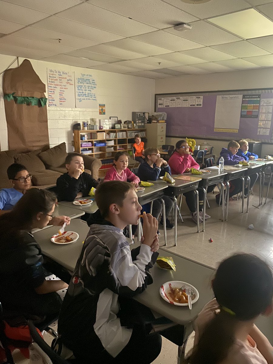 MrsMathewsSES's tweet photo. Finished reading Holes by Louis Sachar last week so today we watched the movie and ate “onions” and “sploosh.”  Unit from @thehungryteacher8th #holes #louissachar #iteach5th #iteachfifth #teachersofig #onionsandsploosh https://t.co/O5V8vDIT3L