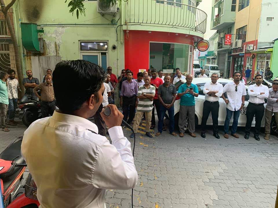 afrahmo69977812's tweet photo. #MDPLeadershipElection2019
Raees Ofeehuge Minister adhi MDP ge Naibu Raees #mdpshippe, Maafannu City Hotaa Kurimathee gai Party ge Lobuvethi Membarunaai Bahdhalu Kurevvun
#AnniShippe💛 #VoteforShippe01✔ https://t.co/iLPC9PzAgs
