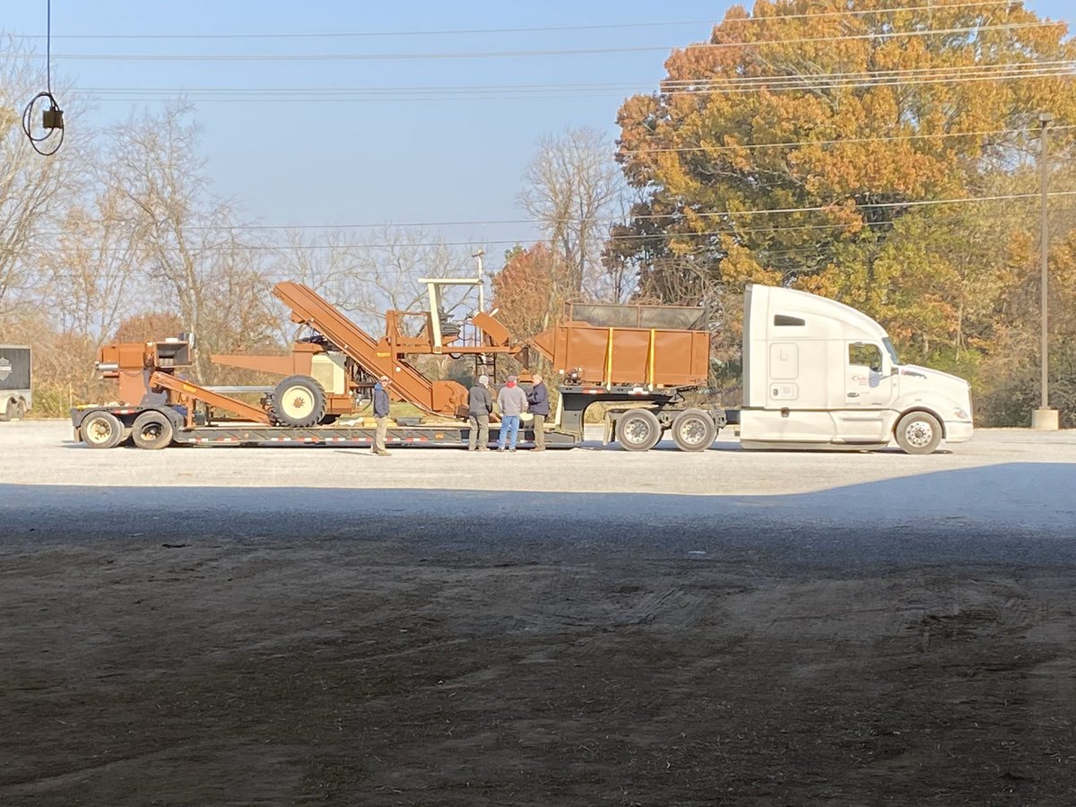 Showing off a new harvester from Granville Equipment...look at that thing!! 🤩