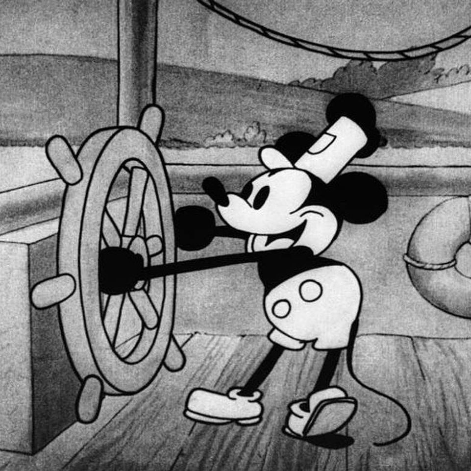 Gefeliciteerd Mickey Mouse! 🎈

91 jaar geleden verscheen deze leuke muis voor het eerst in de korte animatiefilm ‘Steamboat Willie’.
#HappyBirthdayMickey