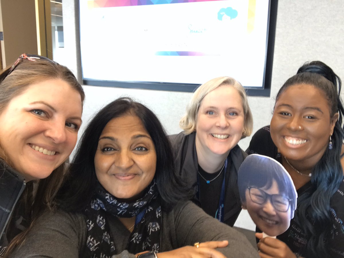 singhbhavana8's tweet photo. At the powerhouse WIT event with @SurvivorModa @allisonapark @jessicarmurphy and @JuniperUponHill #df19 #WITpower https://t.co/0tvommmyYU