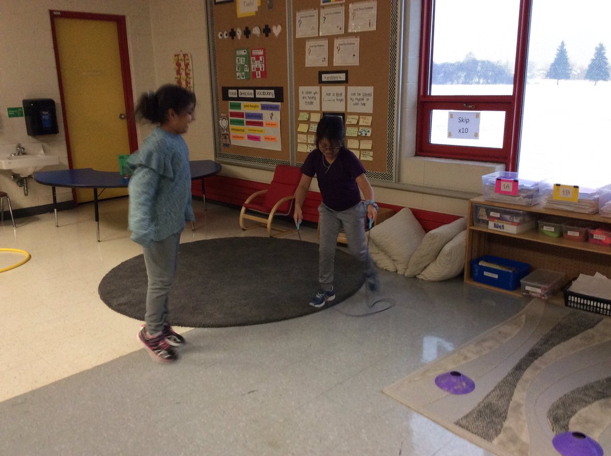 FeereLaura's tweet photo. The 3’s had a blast using an obstacle course to practise flexible thinking today. First we warmed up by trying it normally. Then we practised using flexible thinking by following mixed up directions from friends. @HDHurricanes #superflexablethinking https://t.co/fmGWEzgOHX