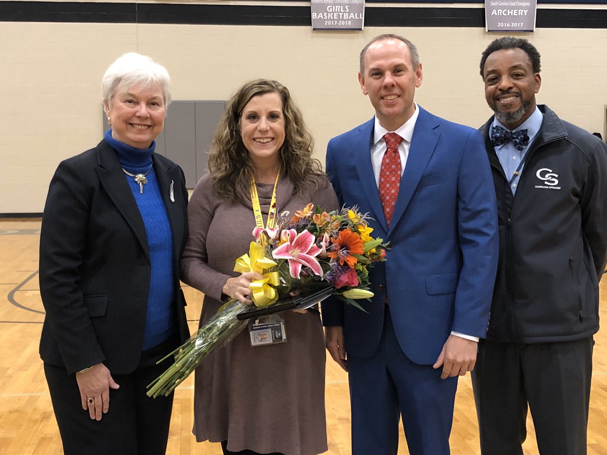 SCASAnews's tweet photo. It is such an exciting day for us! It is an honor to announce that Leah Sarantopoulos (@leah_sarantop) has been named the 2020 SC Middle Level Assistant Principal of the Year! She is currently AP at @CSMS_Huskies in @LexingtonOne!
#SCAPOY 
#LeadingSCschools https://t.co/ZjeE6GROSh