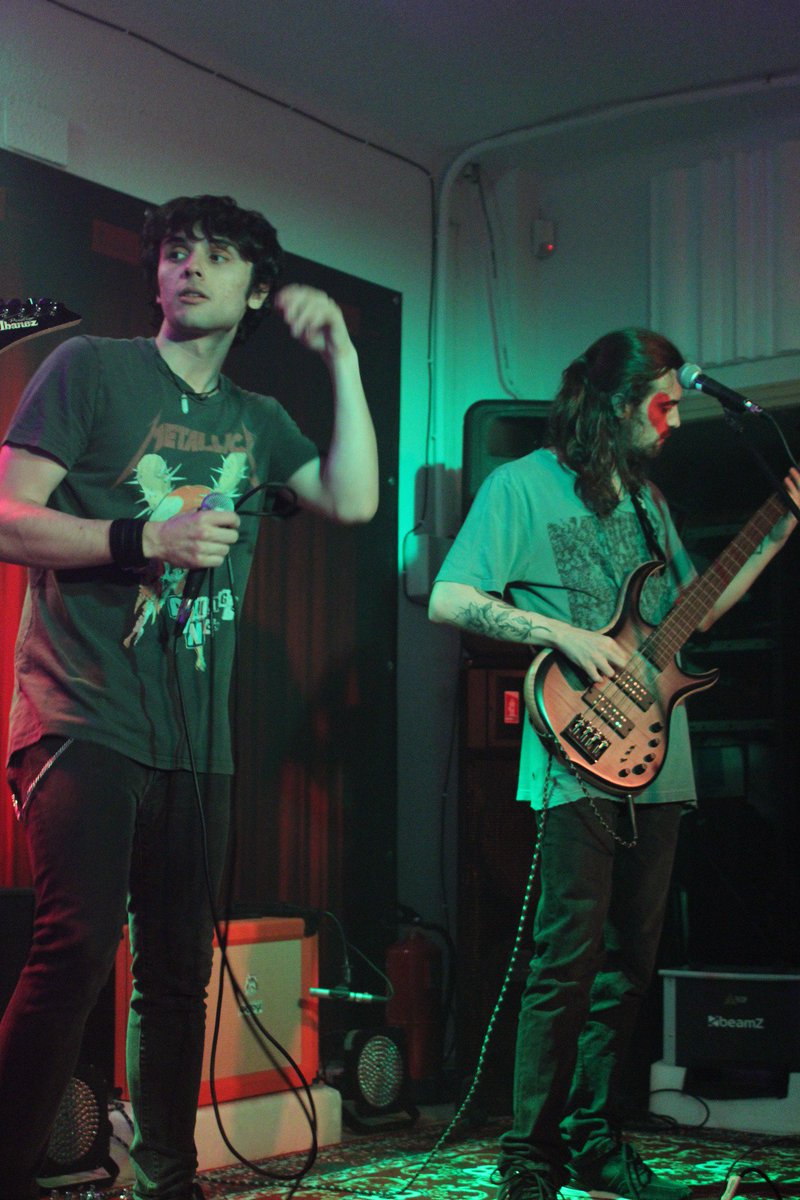 _ReedHopper's tweet image. los chavales

en concierto

una vez mas

pronto test de buzzfeed para descubrir que integrante de reed hopper sois

📸: @bjorkqte