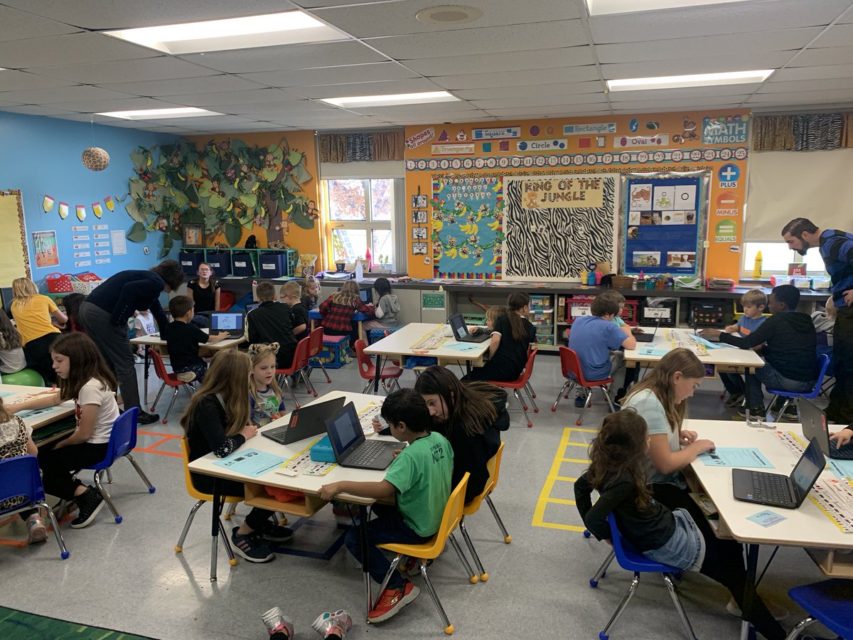 Today our <a href="/KOGoldenEagles/">Keystone Oaks SD</a> Aiken 5th graders are helping their kindergarten buddies log in to the chromebooks for the first time! #KOproud #KOmmunity #kindergarten5thgradebuddies