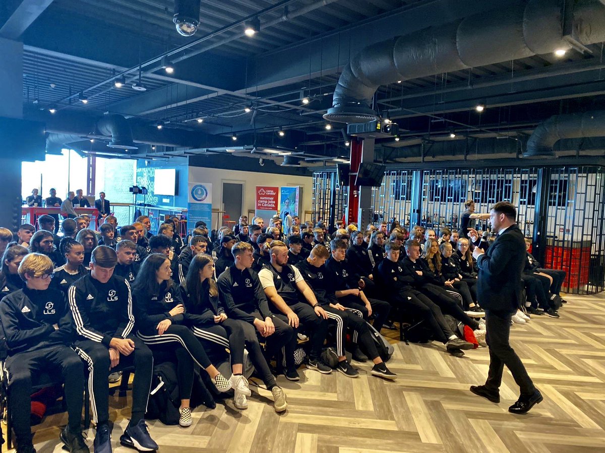 jordanjjwright's tweet image. Memorable day at our ‘Global Coaches Conference’, securing employment for 100+ @LLSonline students. Special thanks to @LFC &amp;amp; @LiverpoolHopeUK for looking after us #GCC2019 🎥🌎