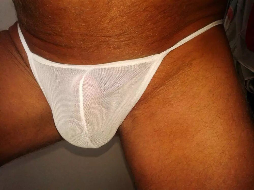 MenPosing's tweet photo. Not for shy guys 😌
#gay #gaymen #underwear #sexy #bulge #dick #cock https://t.co/E9bBHI7BhE
