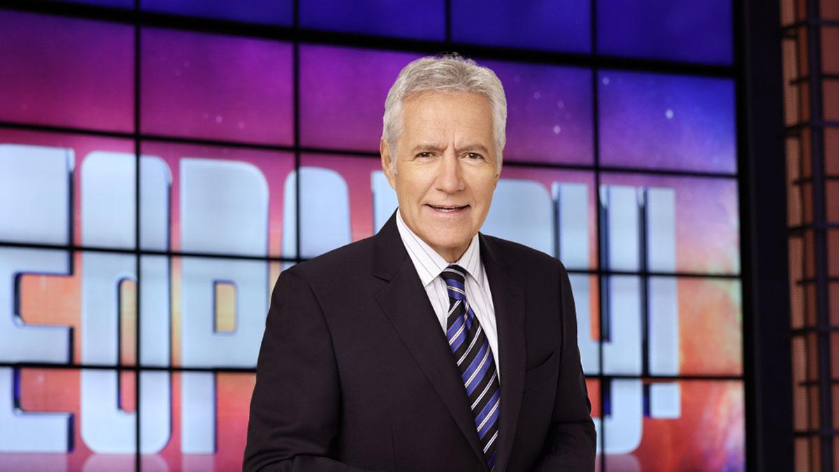 BovadaOfficial's tweet photo. Who Will Win @Jeopardy The 🐐?

James Holzhauer +110
Ken Jennings +115
Brad Rutter +280

🤷‍♂️➡️https://t.co/P45WEexTfj

#Jeopardy #JeopardyGOAT https://t.co/wN335h2EDy