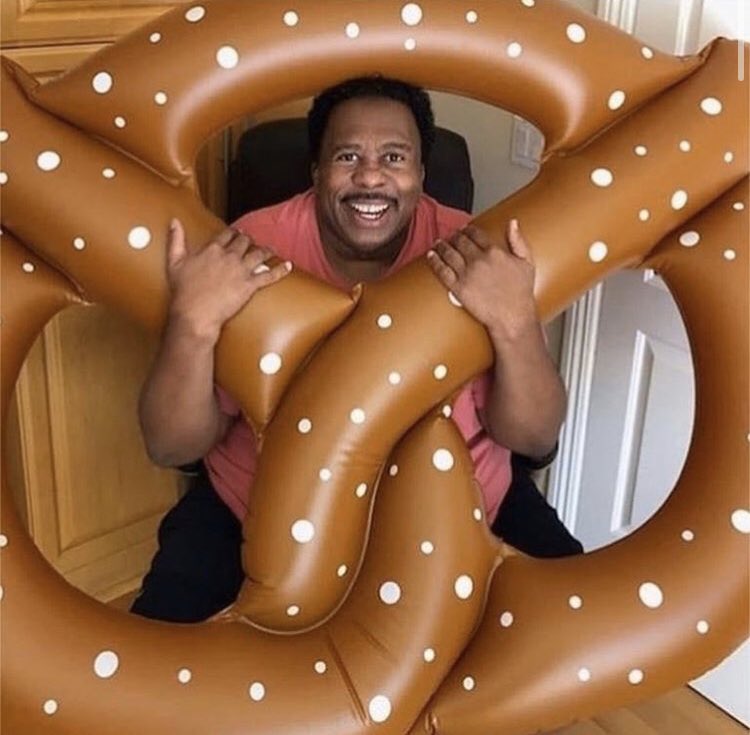 JimHalpert__'s tweet photo. so wholesome 🥺 https://t.co/2aSsX72beV