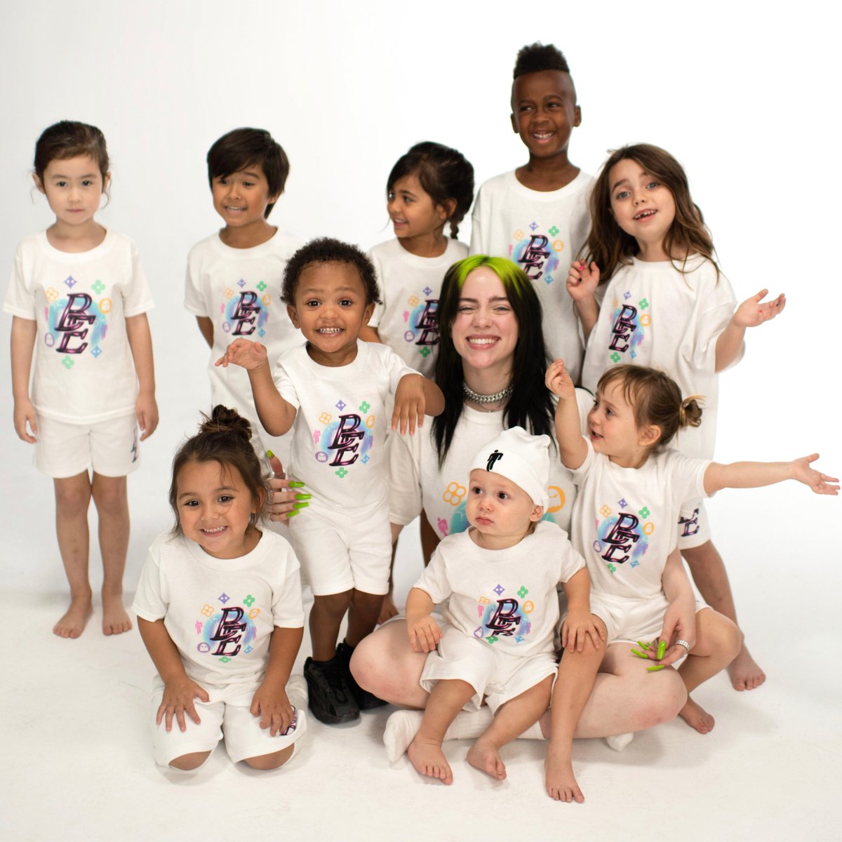 billieeilish's tweet photo. "BILLIE EILISH KIDS" LINE
AVAILABLE NOW
https://t.co/GYULVgvpyr
https://t.co/8XcFPza2T0 https://t.co/rkwvVdBzhd
