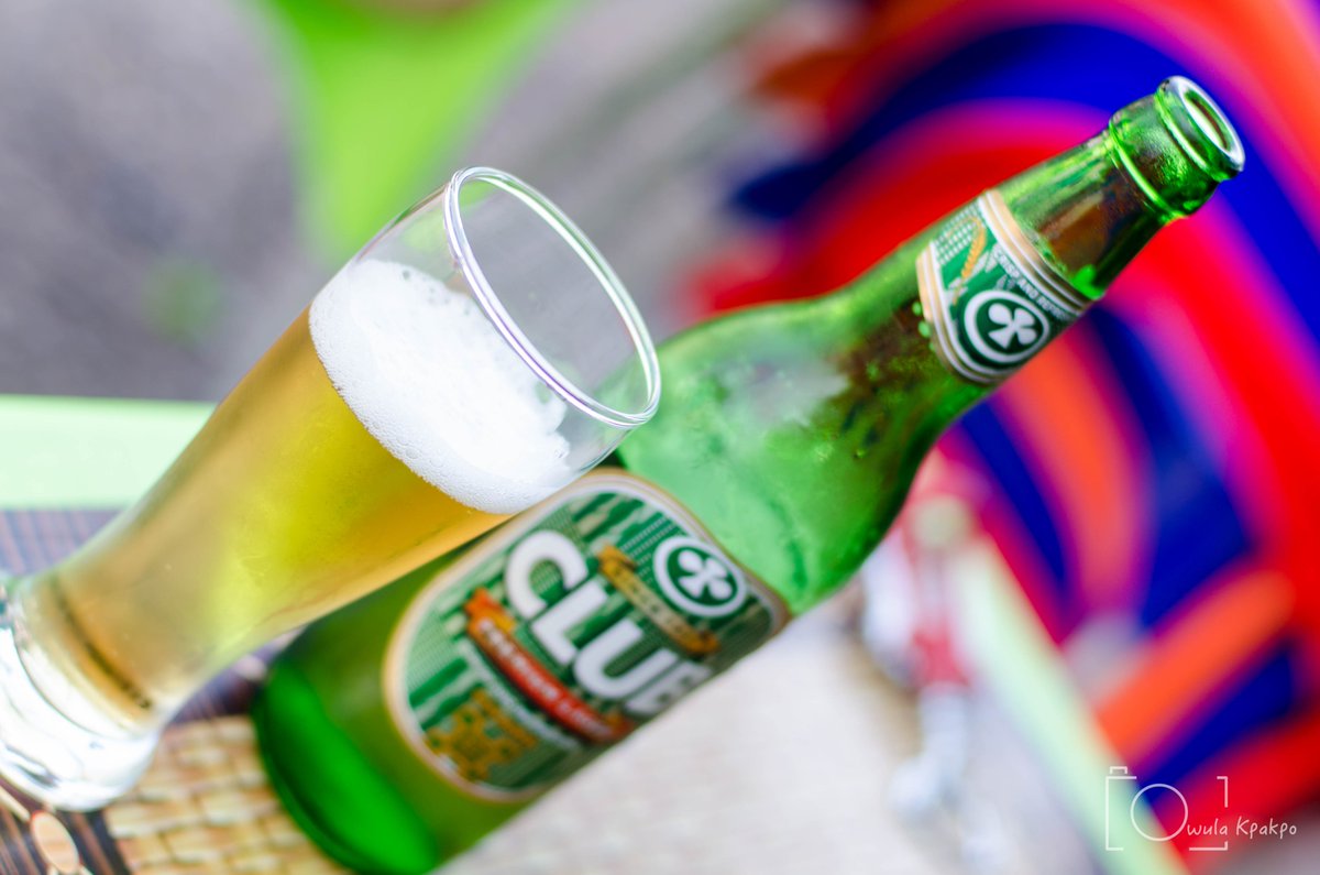 Owula_Kpakpo's tweet photo. Dear @Charlie_Club,
I have a very unusual request this evening, I am a huge fan of Club Beer, from the first day I drunk it I became sold. Please make me your brand ambassador or a year supply of Beer.
Check these lovely photos I took of my dear Club Beer.
#CharlieClub https://t.co/qCqv3PgXe4