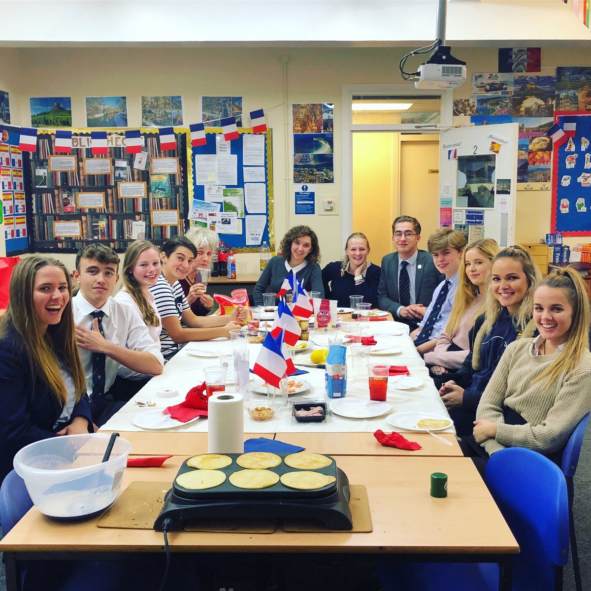 HerefordCS's tweet photo. Hereford Cathedral School Sixth Formers enjoyed an evening of French language, culture and food at tonight’s ‘Soirée Crêpes’ in the MFL Department. 🇫🇷 #FrenchatHCS #languagesatHCS #soireecrepes @HCSHead https://t.co/MPDRm9ZfUB
