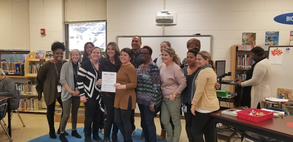 EastportESAACPS's tweet image. We are so grateful to Tru Value K&amp;amp;B Harware in Annapolis who donated a little over $1,000 to our school today!
@KBTrueValue