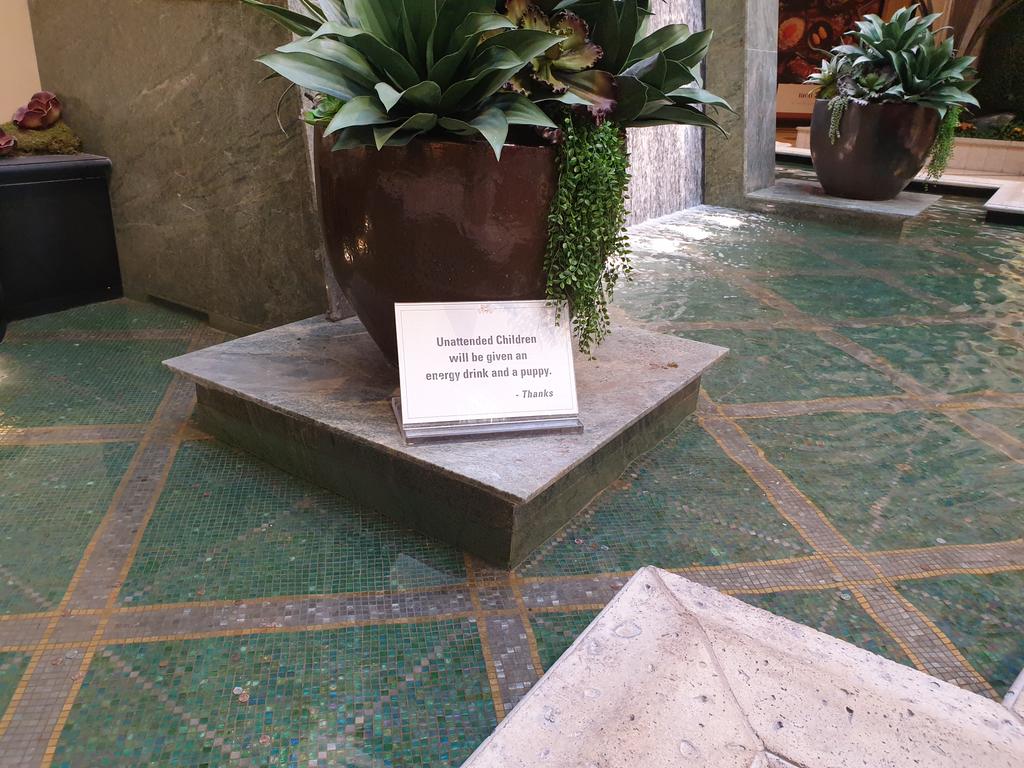 Unexpectedly humerous sign in the convention centre #au2019 #dontanswerback