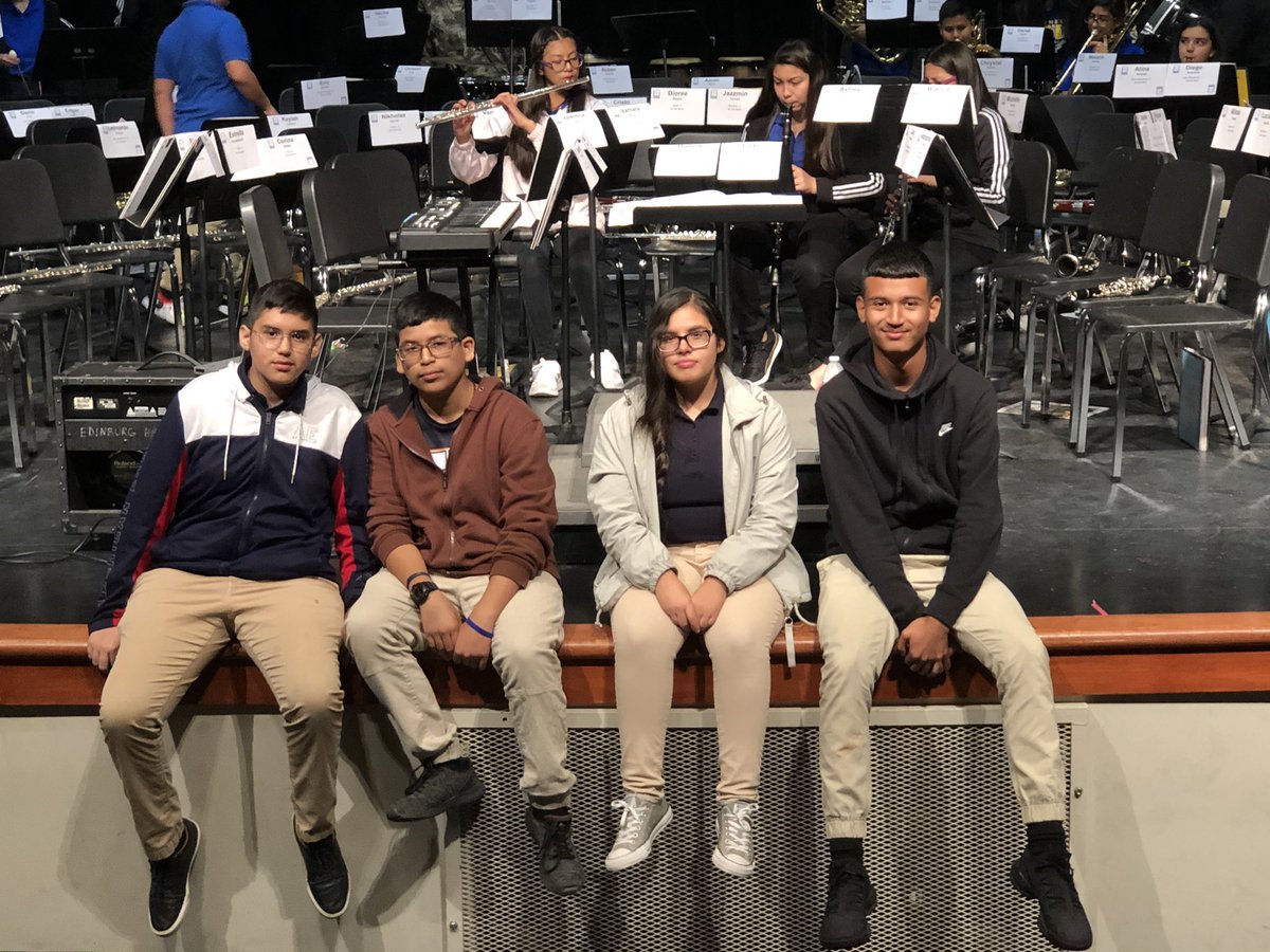 Harwell_Band's tweet photo. ECISD All City Band Members rehearsal at EHS #HarwellBand https://t.co/Lnl1DgeqXP