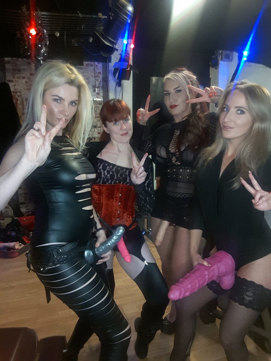 Strapon Party in Worcester with @MissCourtneyM @borgia_lady @AvaVonMedisin....