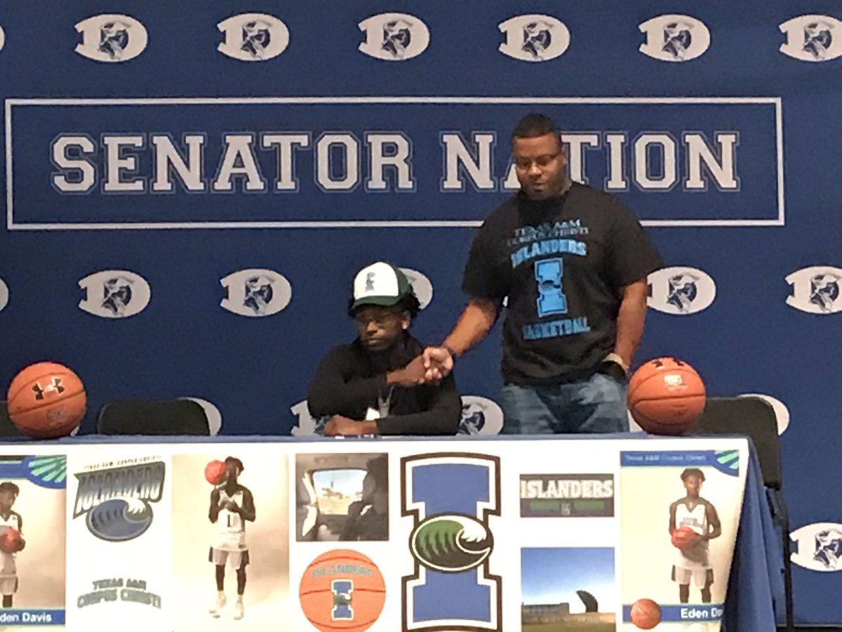 CSDDoverHigh's tweet photo. Congratulations to Eden Davis on signing today with Texas A&amp;M Corpus Christi 🎉. #shouldabeenasenator https://t.co/7nSK7OgsIF