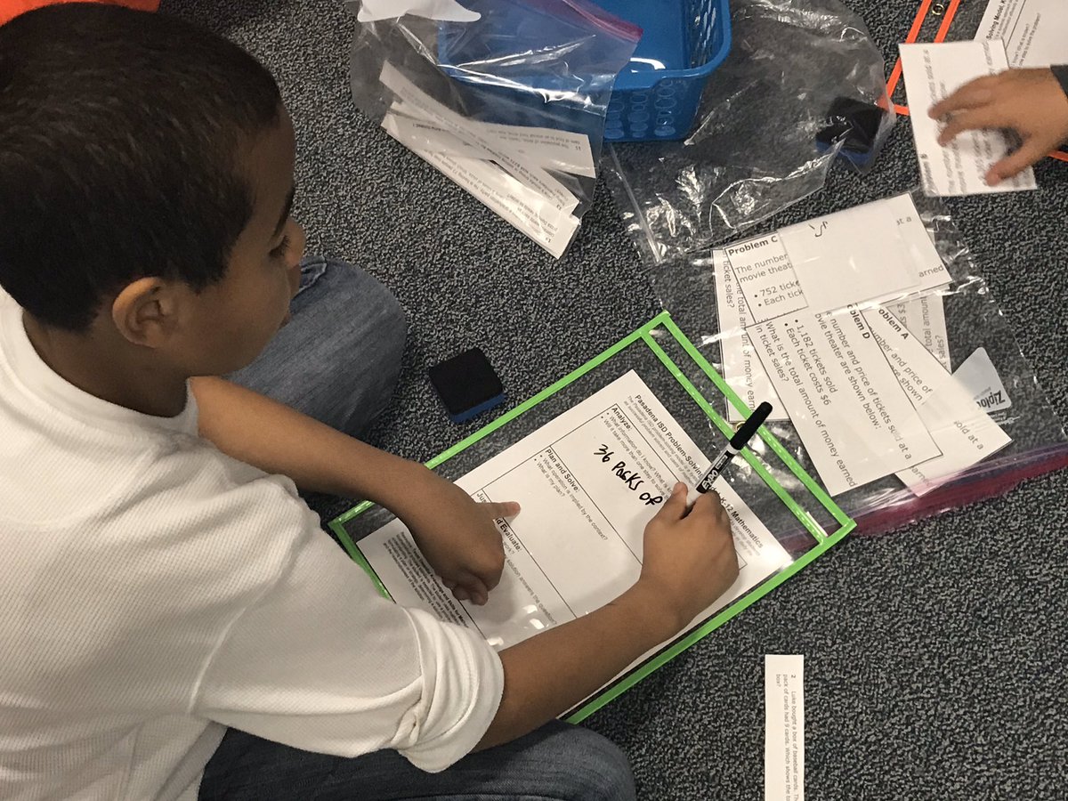 MathematicsMTSS's tweet photo. Check out what the use of the PISD Problem-Solving Model looks like in this Grade 4 #mathematics classroom! (Golden Acres ES) Mathematicians learn &amp; grow together! #PISDMathChat #PISDMSMath #PISDIntMath #PISDHSMath https://t.co/yo4kZyb7Xp