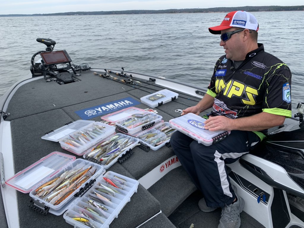 RonnieMooreBass's tweet photo. I said “Hey @kjayefishing, do you have a jerkbait or two that we could talk about?”

He responded “Yea, a few.” 
😂😂😂 #bassfishing @bassmaster #jerkbait https://t.co/QjN3Tglu85