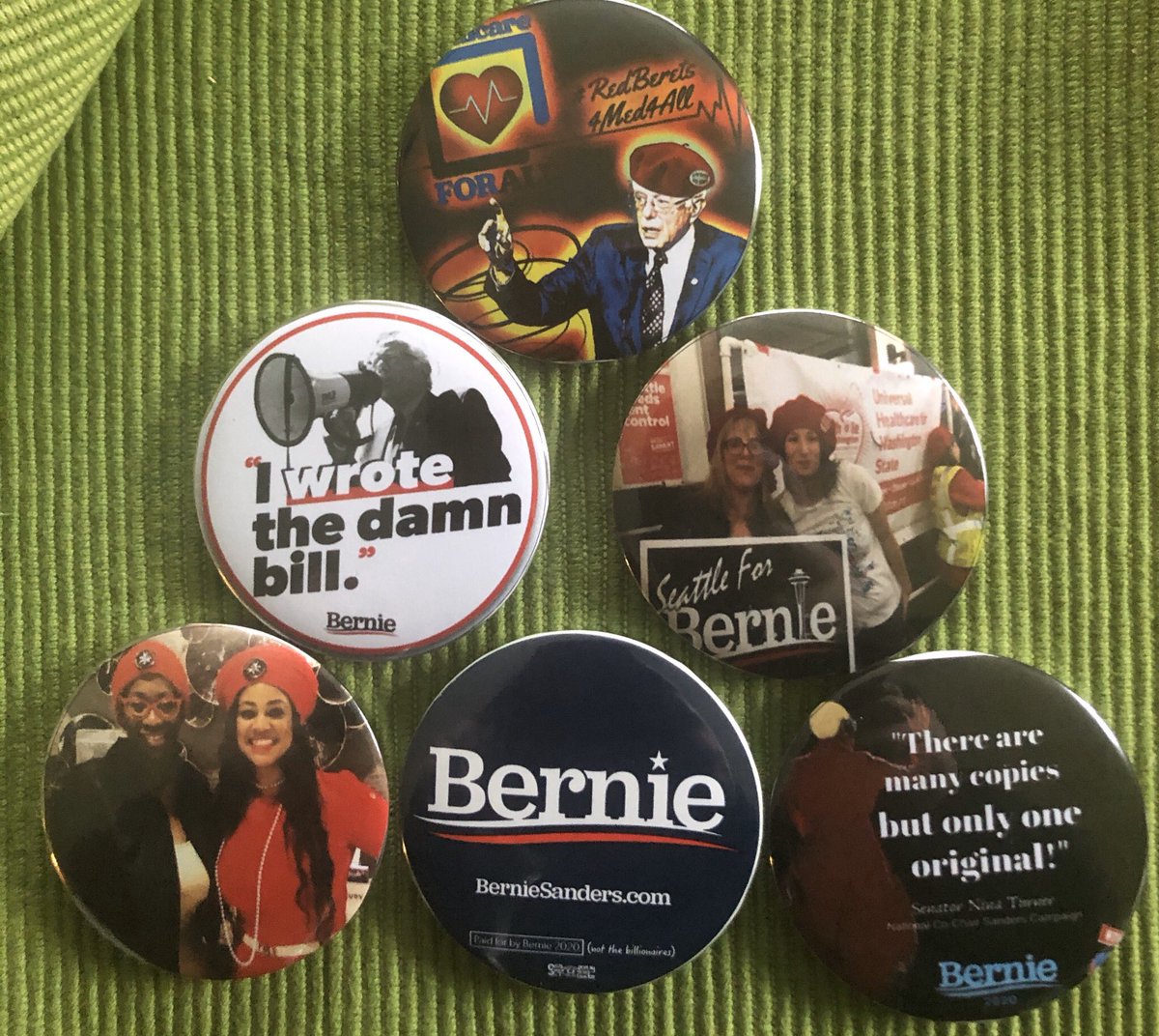 LauraFielding4's tweet photo. @GeoDavenport @Aurasuavis @RedBeretsM4All @ninaturner @VoteNoGMO @SpittingBack @50linesonly @Carlene_Meyers @EclecticRadical @CallForCongress @DrDooleyMD I’ll send @50linesonly’s beret since I have a few buttons I would like to send her and I have same yarn as I used for Kshama Sawant’s on the needles already!!🔥❤️
#SeattleForBernie
#MedicareForAll https://t.co/FWF3UWjXCK