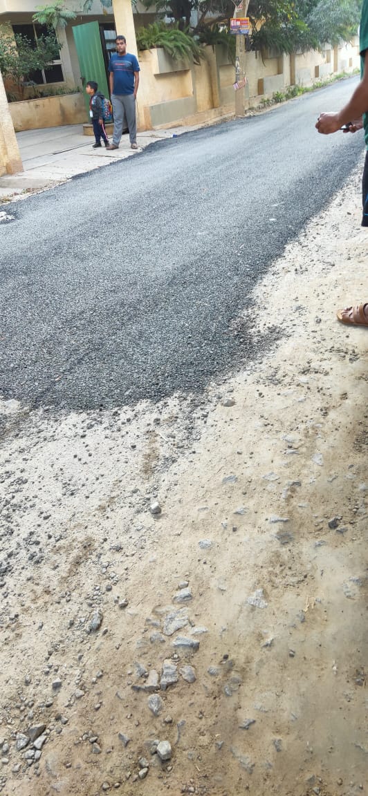 kdevforum's tweet photo. @shadablari @BBMPCOMM @Dkhallirising Unfortunately the work quality is bad. Citizens are left to thank even horrible works because thats the state in which BBMP,BWSSB left us. No specifications or contract published,no audit of work.This way even 500cr funds cant help. Halanayakanahalli road,Bellandur150 @ArvindLBJP https://t.co/RQlpE0tQtU