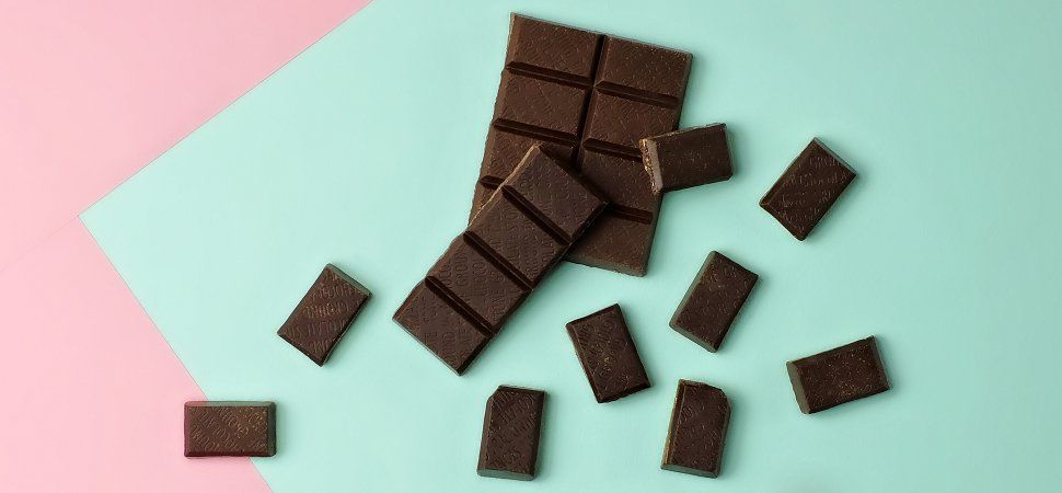 LynneAzpeitia's tweet photo. Neuroscience Says Doing This 1 Thing Makes You Just as Happy as Eating 2,000 Chocolate Bars https://t.co/xd9t4D1Qkm https://t.co/WRHPcKr0gC