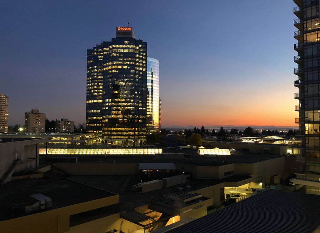 DaveHaboosheh's tweet photo. New Listing at Station Square Metrotown!
2 year old 1-bedroom with over height ceilings and a South/East outlook. Listed $699,000 https://t.co/rFuRHU7L6W