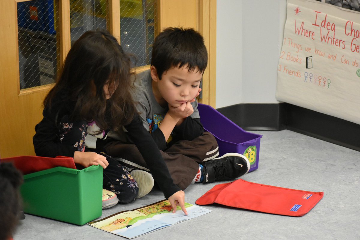 There’s nothing I love more than watching students helping one another. Whether it’s during readers workshop or another time during the day I am always overwhelmed with joy. #gretchko2020 #wb2020