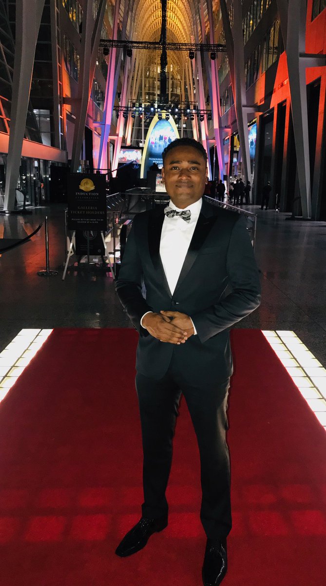 LaythGafoor's tweet photo. Thank you to @S_Vezina and @LaveryAvocats for inviting me to the #HHOF2019 Induction Ceremony this evening. What an experience! Congrats to the Class of 2019! https://t.co/0C8yGGMp6Z