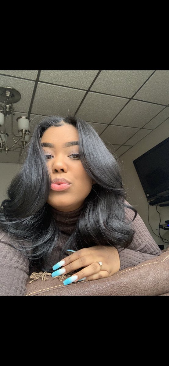 KimBella01's tweet photo. Curly vs. straight                                       I couldn’t find a pin straight hair flick🥺 https://t.co/AnGPN3WHxN