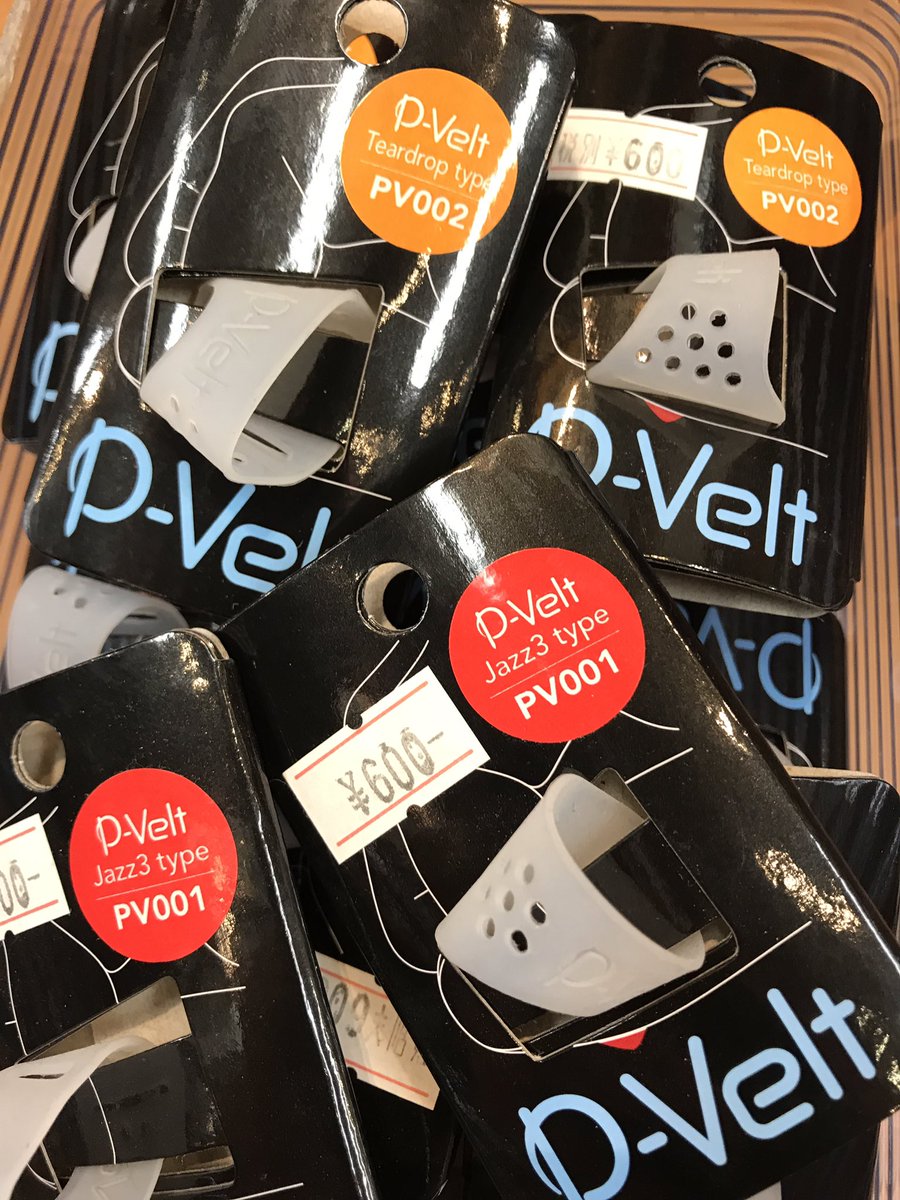 esptechhouse's tweet photo. >RT ichikaさんが使用しているのはP-Velt!ピックを装着し親指にはめます!ピックを落とさず、最適な位置角度を調整し最適なピッキングフォームを実現します!デジマートはこちら→ https://t.co/tTa583pZft #pvelt #ESPテクニカルハウス #御茶ノ水 https://t.co/iwh4WN5Roe