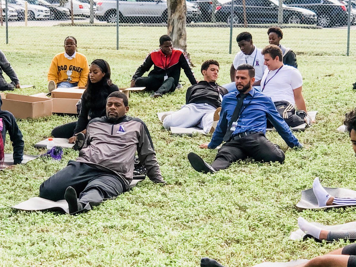 _MissGradeA's tweet photo. Today’s ‘Mindful Monday’s’ launch was a huge success! Over 80 students participated in Mindful Monday, a wellness activity open to all students; ranging from meditation to novice yoga teaching mindfulness.

@MDCPS_MHS @KropSHS 
#KropWellness #WellnessMatters https://t.co/RAbw4sbZMh