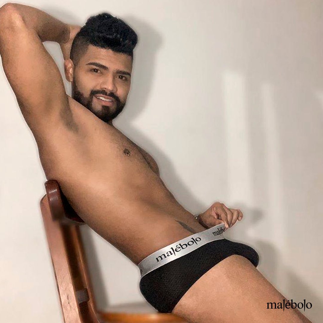 malebolo's tweet photo. ¿Te quieres asomar?.
.
.
.
#briefmalebolo #briefnegro #modelomasculino #modelopaisa #ropainteirorhombre https://t.co/1mUNx4aCcg
