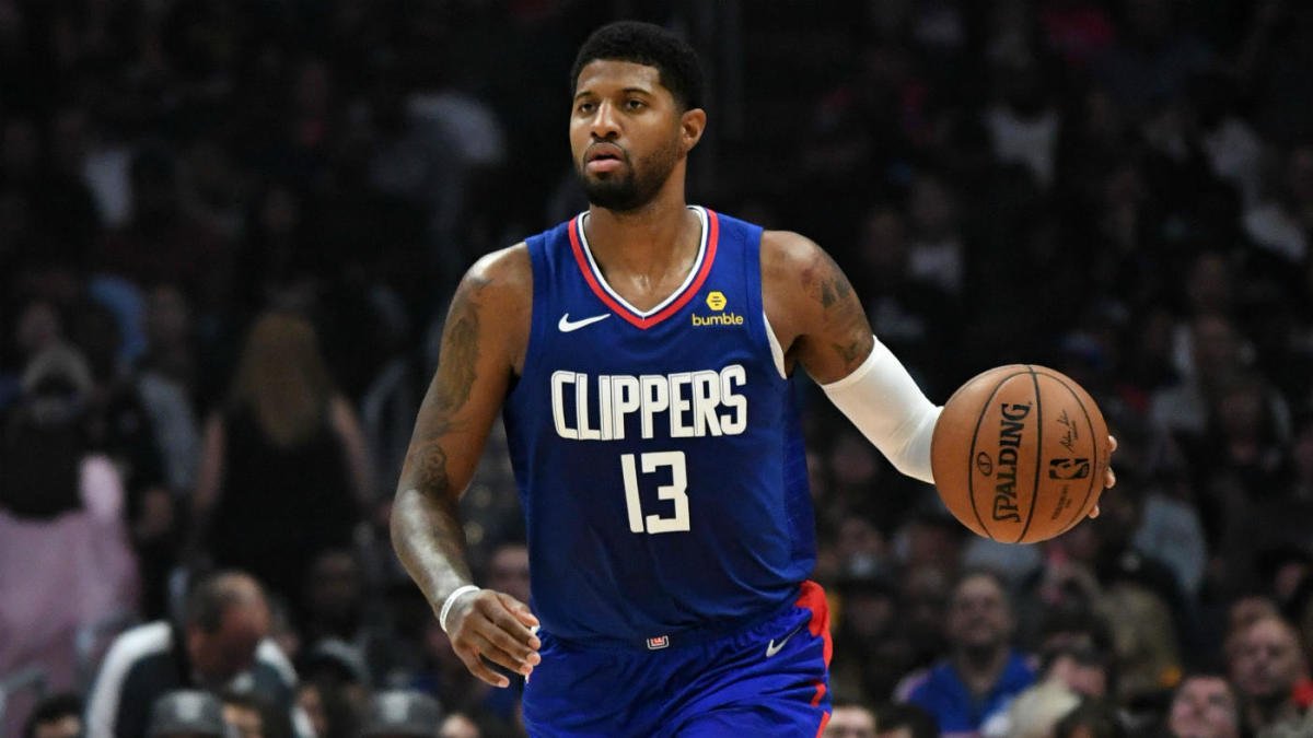 Paul George will play his third game since returning from shoulder surgery when the #ClipperNation host his former team, the Oklahoma City #ThunderUp #NBA Match at 10:30p ET #OKCvsLAC The Pick: Los Angeles Clippers -9.5, Over 221 http://pygy.co/Bk4ย