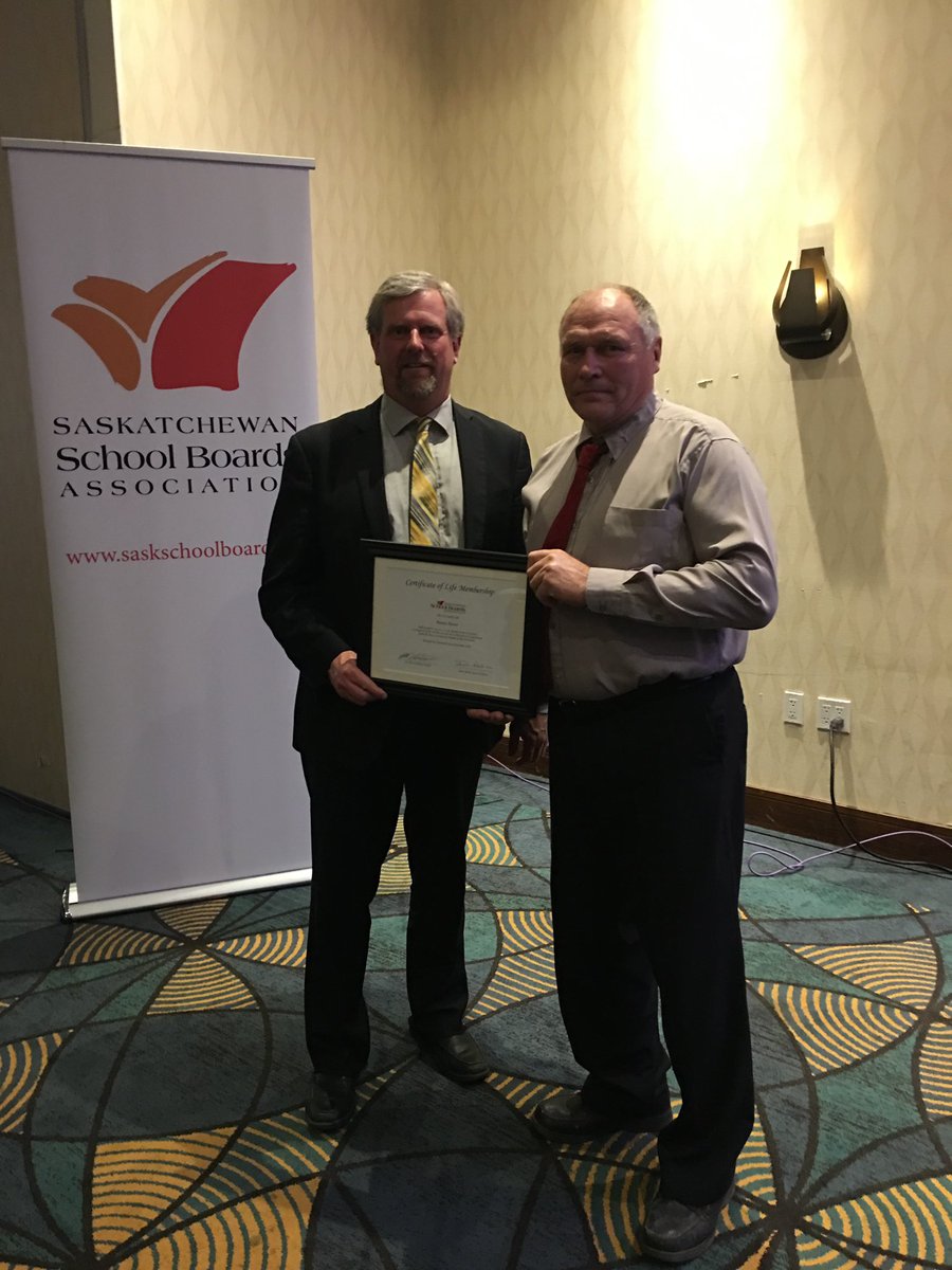 SaskSchoolBoard's tweet photo. SSBA Life Membership recipient Bernie Howe. #SSBA2019 https://t.co/GPRpQLXqKY