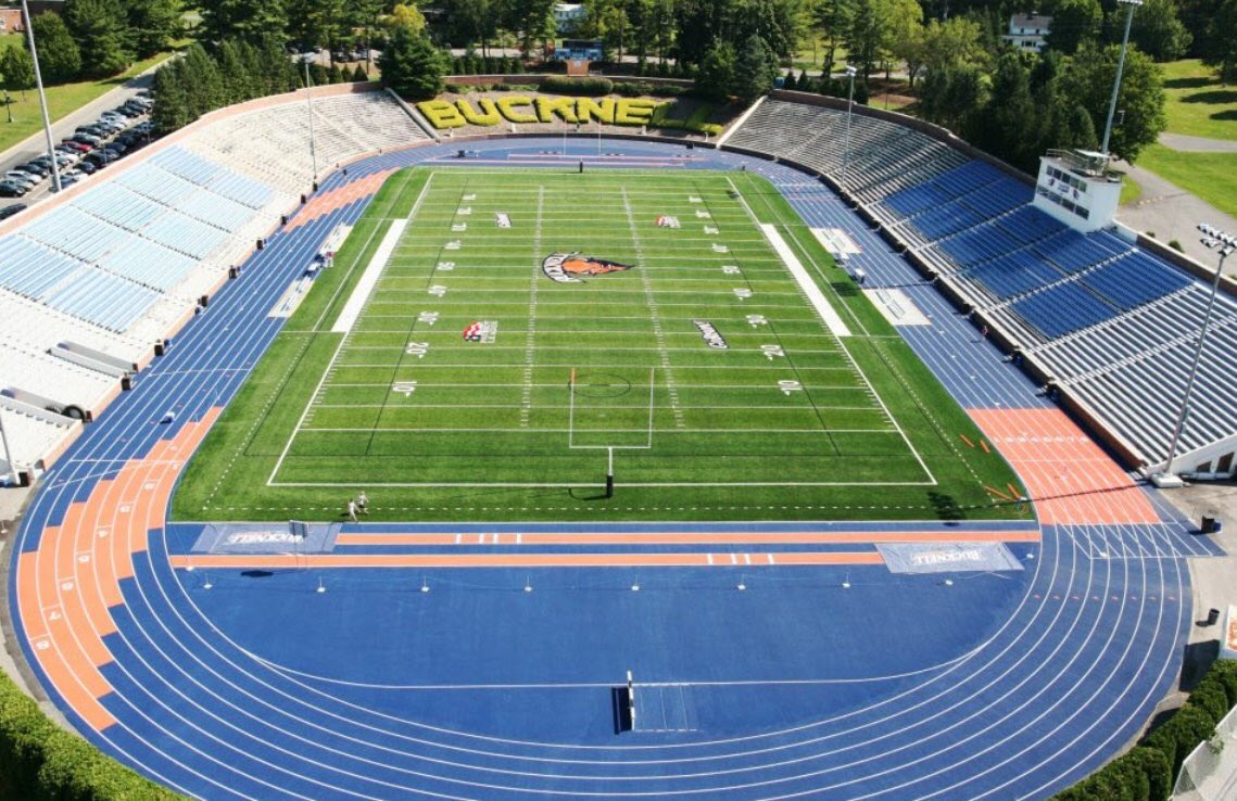 aidantwombly_'s tweet photo. I am truly blessed to announce I have received my second offer to play Division 1 Football to Bucknell University. Big thanks to @Coach_Ford63 @DaveCecchini @Bucknell_FB💙🧡 https://t.co/YIPwqOkmtp