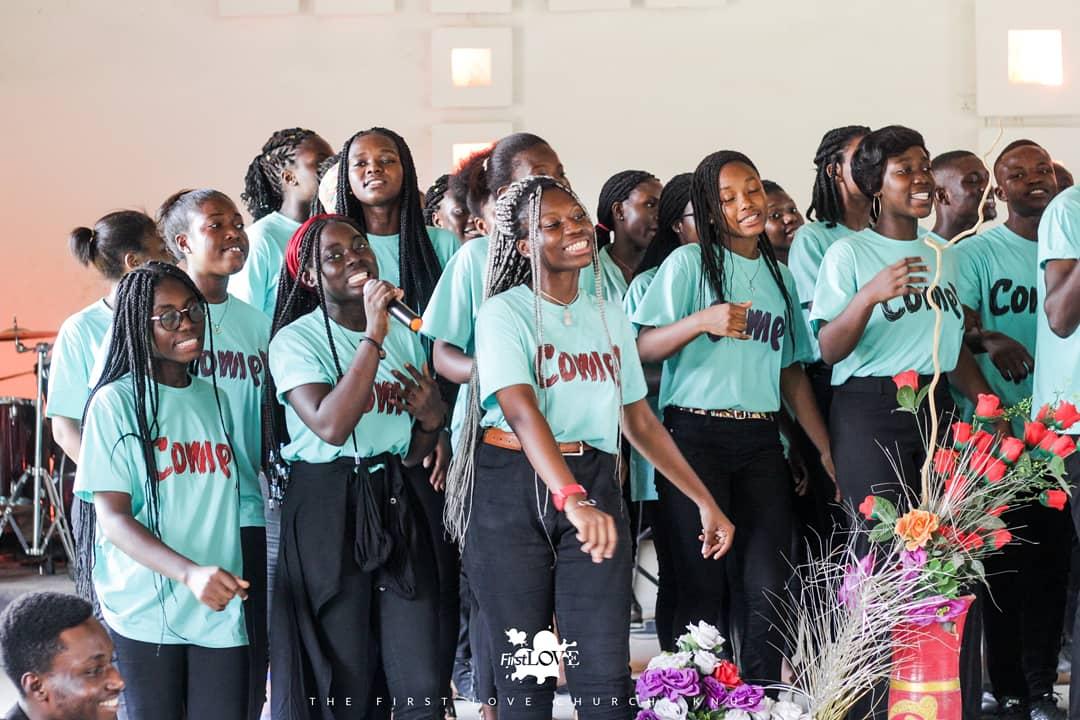 KnustCenter's tweet photo. Gathering service
17.11.19
#churchwassweet
#onlyinflc
#christianity
#church https://t.co/M7tDuz4kU8
