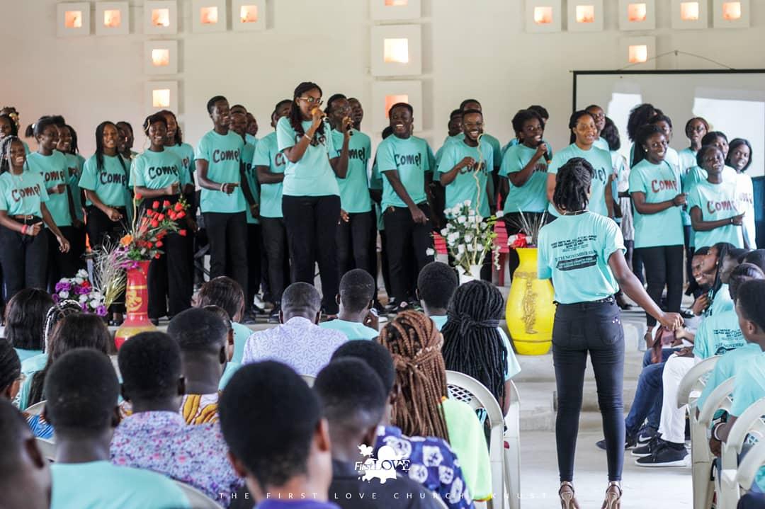 KnustCenter's tweet photo. Gathering service
17.11.19
#churchwassweet
#onlyinflc
#christianity
#church https://t.co/M7tDuz4kU8