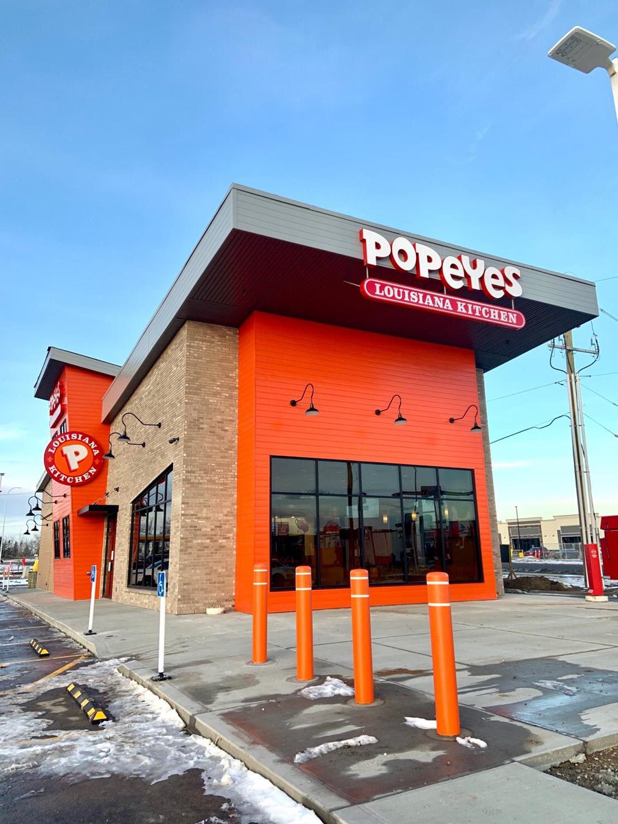 thatlumberguy's tweet photo. Congratulations @PopeyesChicken on the opening of the new Red Deer location and thanks again to Premier Building Solutions for selecting the @homebuildingcentre crew and myself for all your lumber and truss needs. Iβll see you this week for dinner!!
#popeyeschicken #reddeeer https://t.co/Pia4n2vxZW