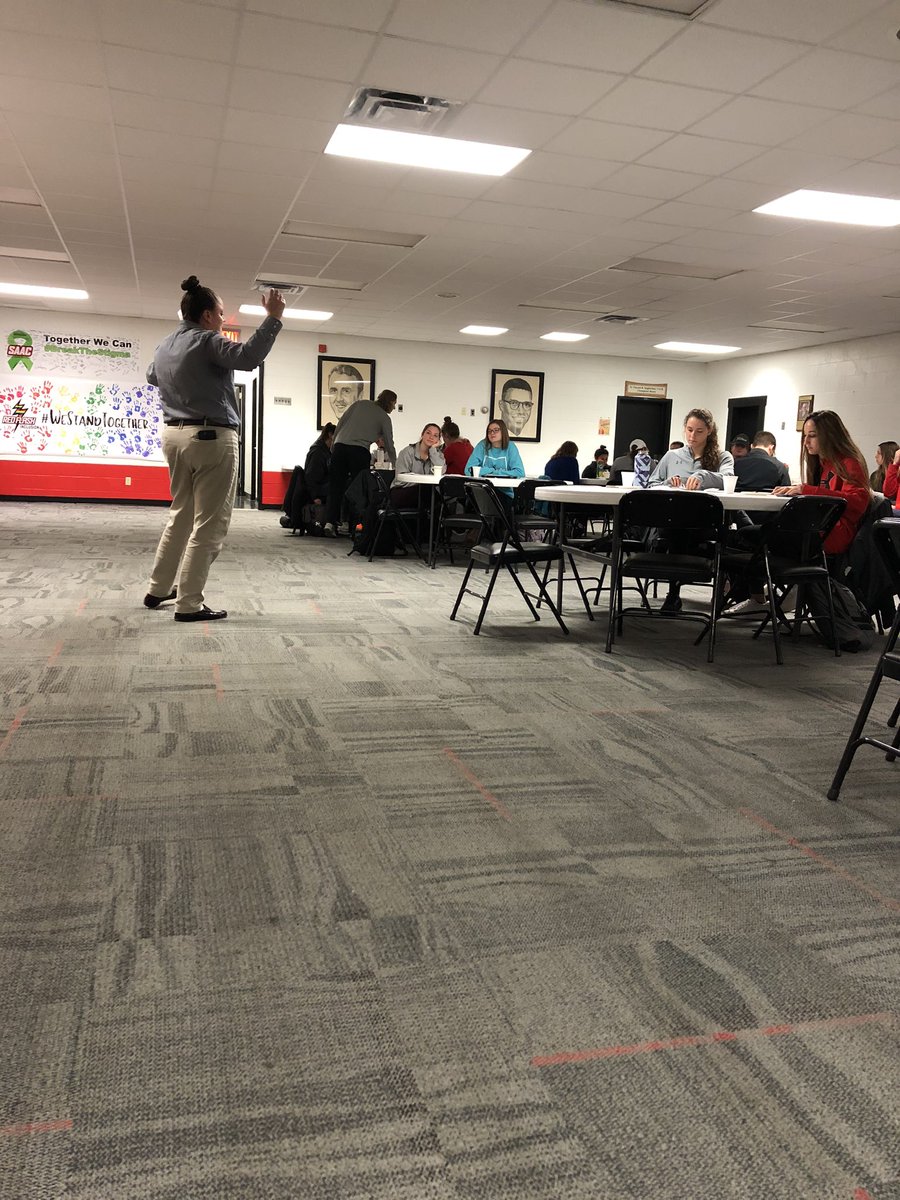 SFU_FLI's tweet photo. An impactful night identifying our #CoreValues and then defining them! We then shared with the group to see similarities and differences in the way we define the same values we may hold! We also got into the Christmas spirit! #TisTheSeasonForLeadership #comeFLIwithus https://t.co/iiGsjLoI9B