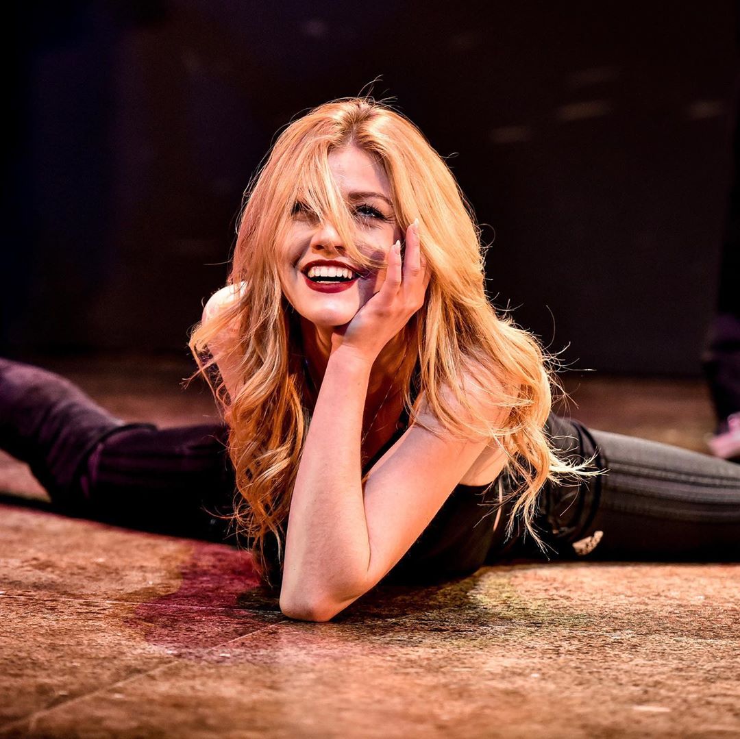 heroxdale's tweet photo. Kat during rehearsals and ready to go onstage at The 24 Hour Plays. Looking so gorgeous. Wow 😍
via: hesherman//genevieveangelson on IG. https://t.co/mwCmzRzWPs