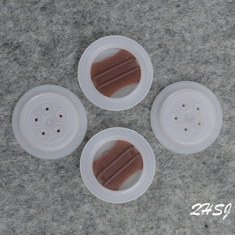 Profession in manufacture one-way valve for coffee bags/flat bottom pouch/stand up bags
Roasted Coffee releases CO2，the valve let the CO2 escape without allowing air to re-enter the bag, resulting in a fresher bag of coffee.
whatsapp +86 13725551042
E:sales2@yuaningshiye.com